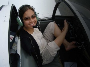 Jessica Cox in Cockpit | Right Footed